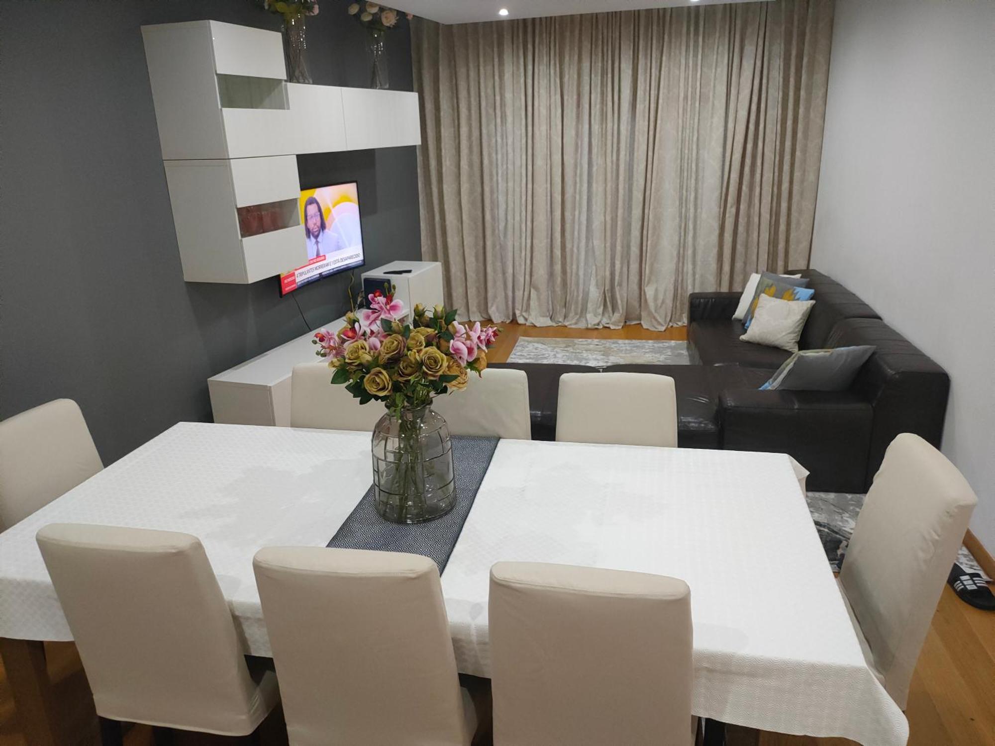 Adalberto Nascimento Luxury Aparta-Hostel At Colinas Do Cruzeiro Odivelas  Bagian luar foto