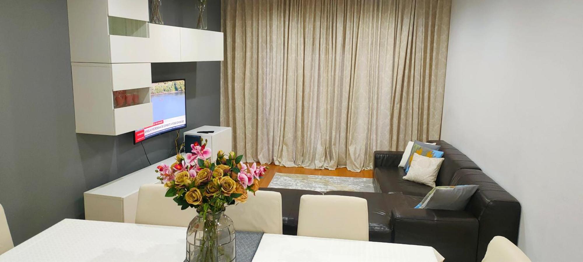 Adalberto Nascimento Luxury Aparta-Hostel At Colinas Do Cruzeiro Odivelas  Bagian luar foto